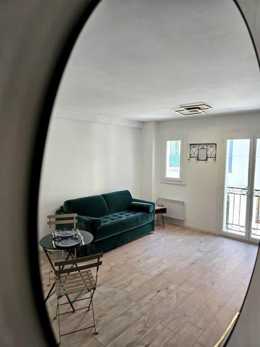Le Calme A Deux Pas Du Port De Sete Apartamento Exterior foto